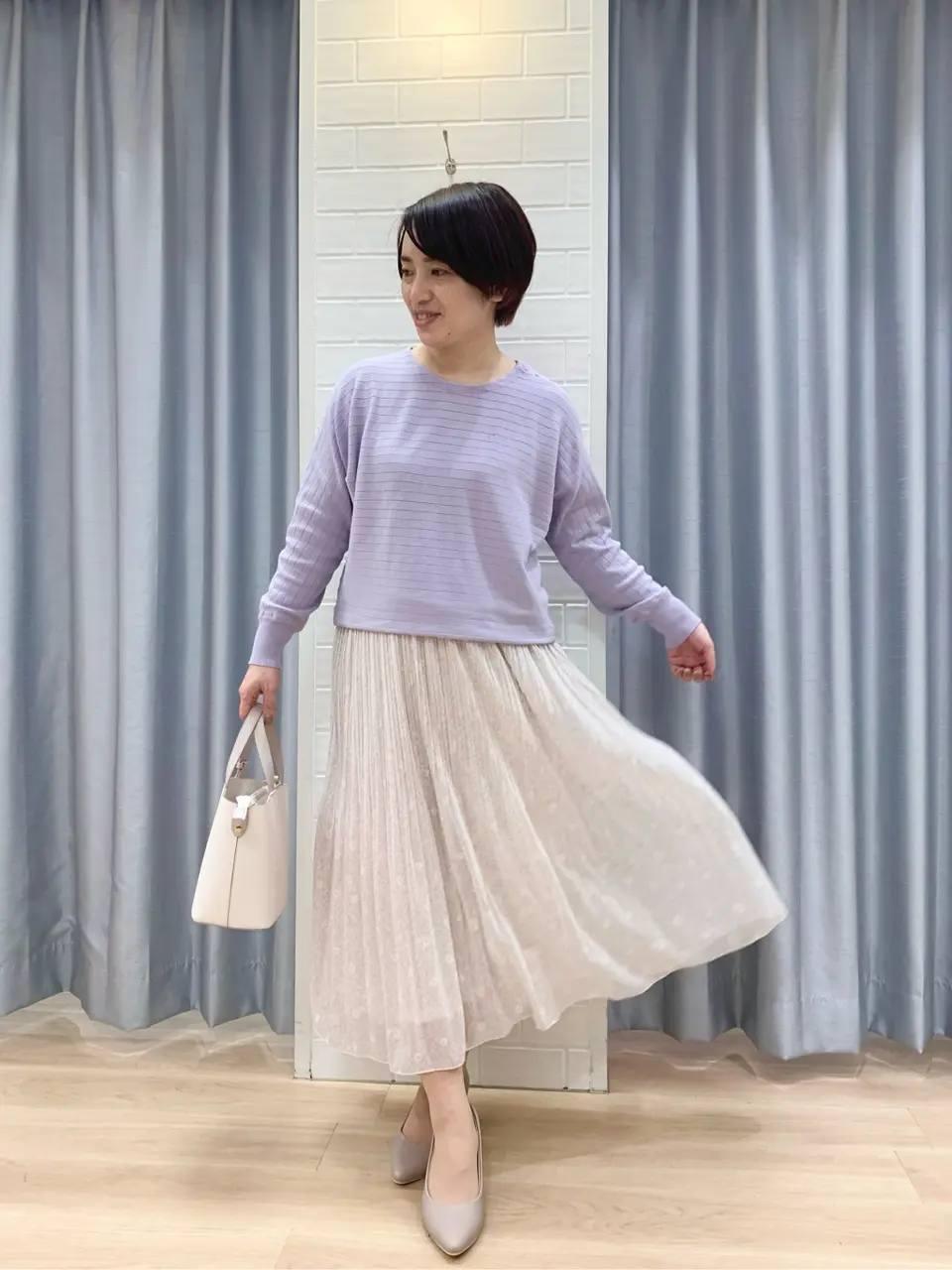 ANY SIS 丸岡 コーディネート画像