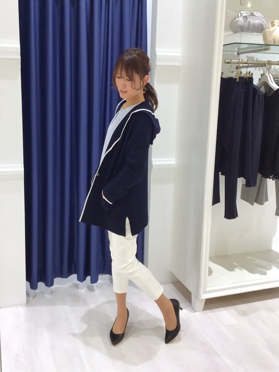 ANY SIS スタッフ コーディネート画像