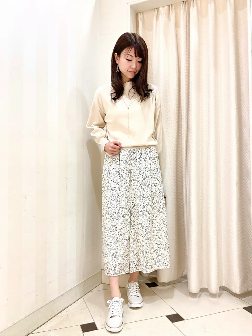 ANY SIS 金井 コーディネート画像