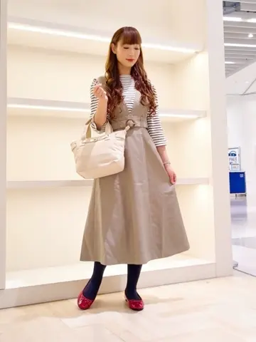 ANY SIS 福本 加奈 コーディネート画像