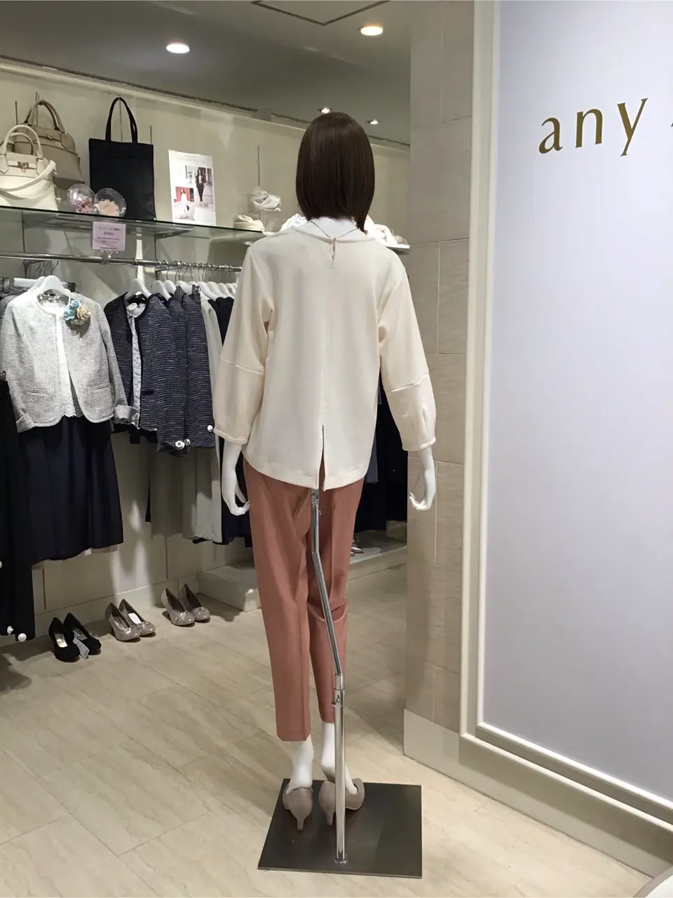 ANY SIS 島崎 コーディネート画像