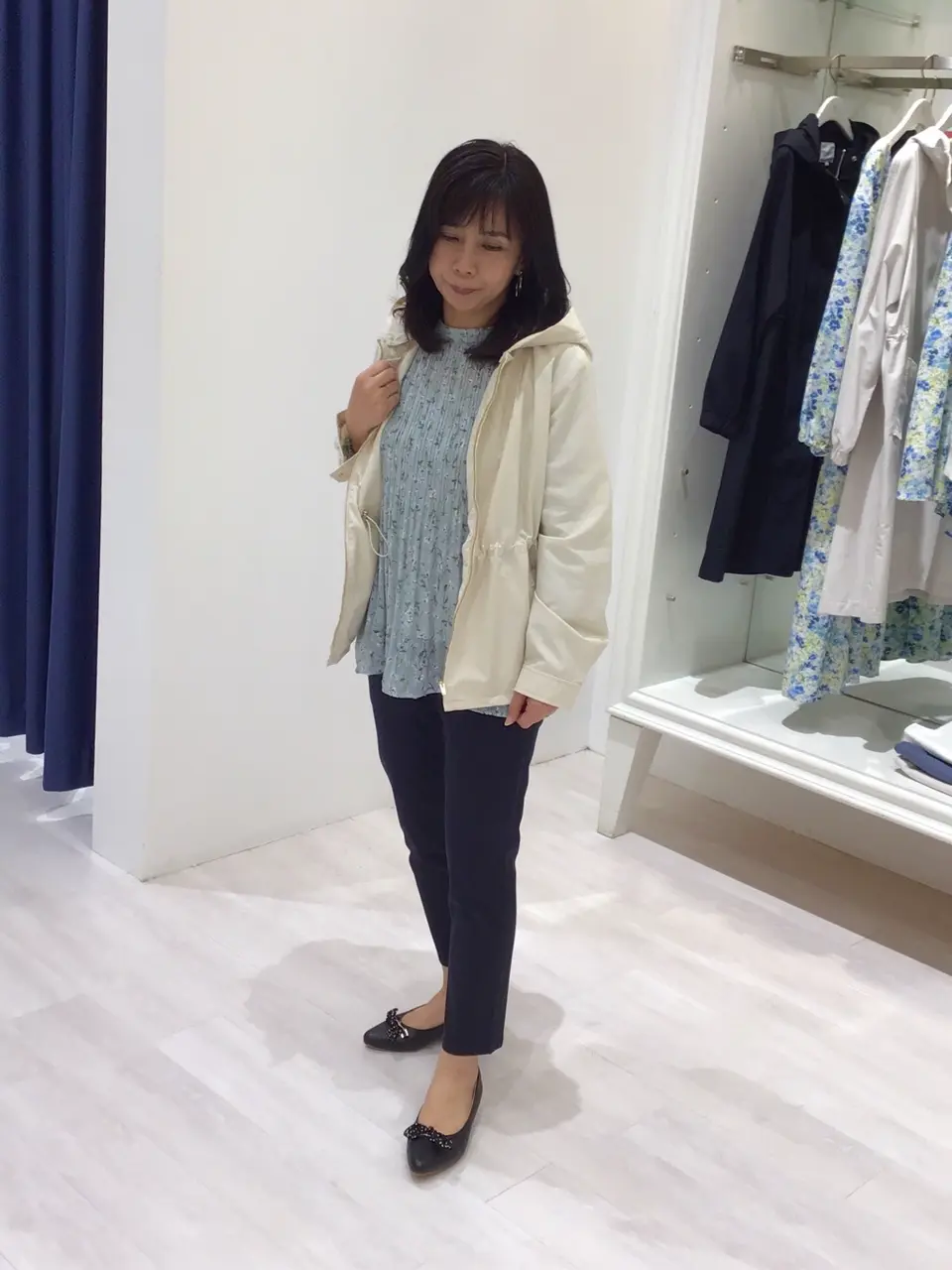 ANY SIS スタッフ コーディネート画像