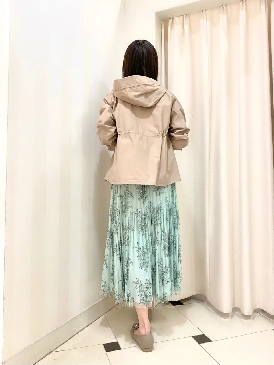 ANY SIS 金井 コーディネート画像