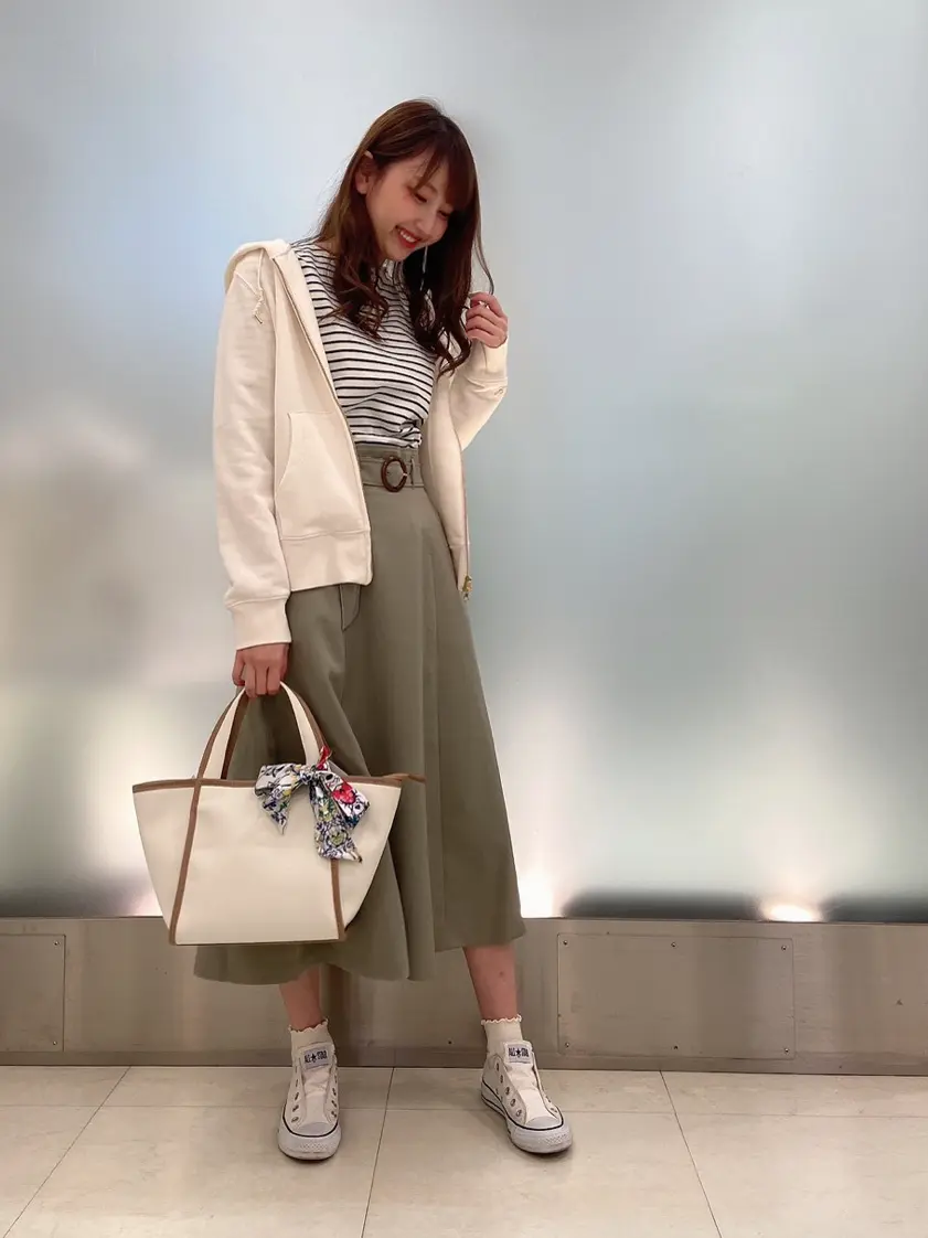  スタッフ コーディネート画像