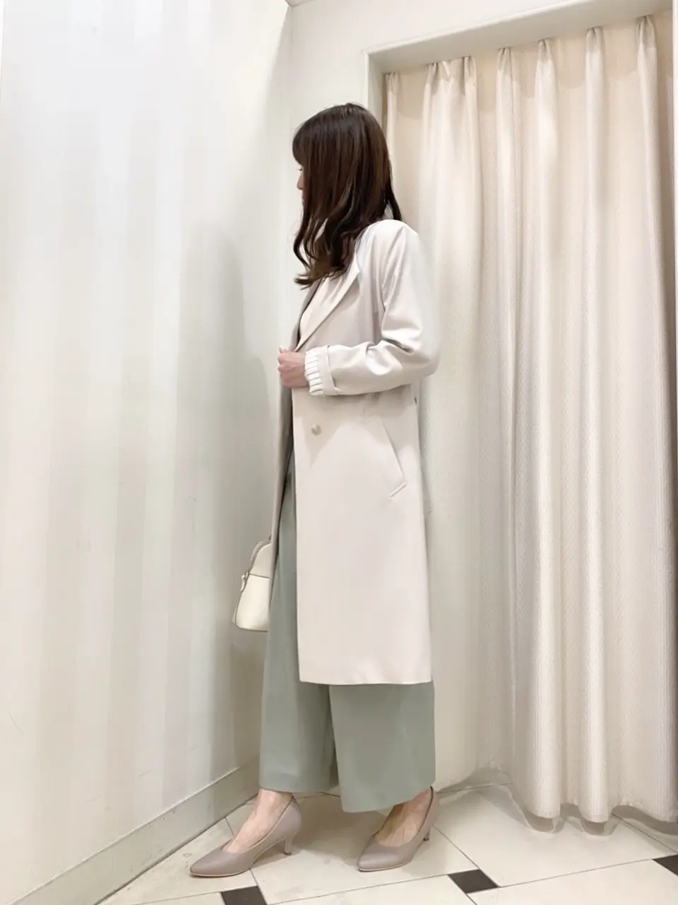 ANY SIS 金井 コーディネート画像