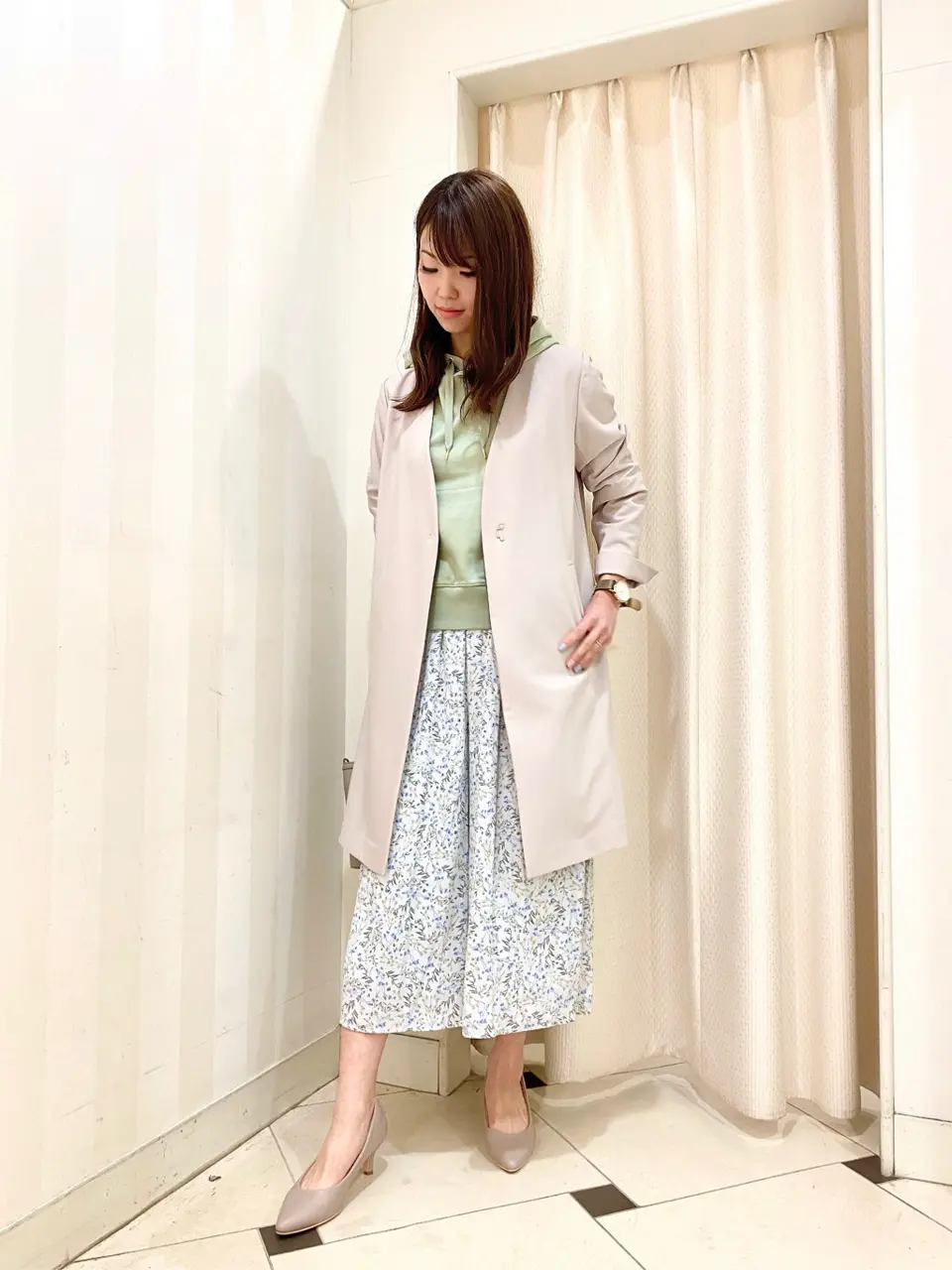 ANY SIS 金井 コーディネート画像