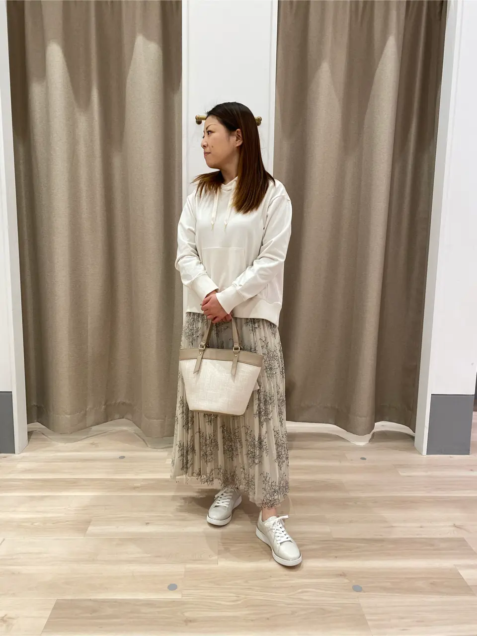 ANY SIS 瀬野 コーディネート画像