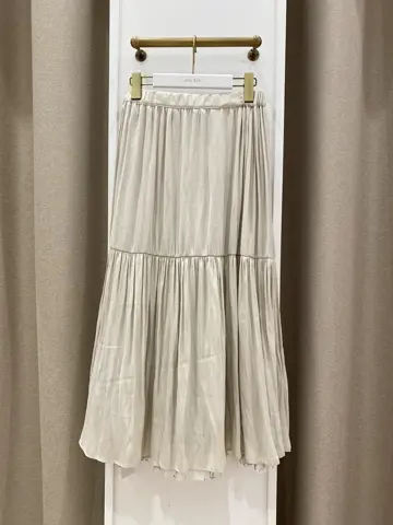 ANY SIS 瀬野 コーディネート画像