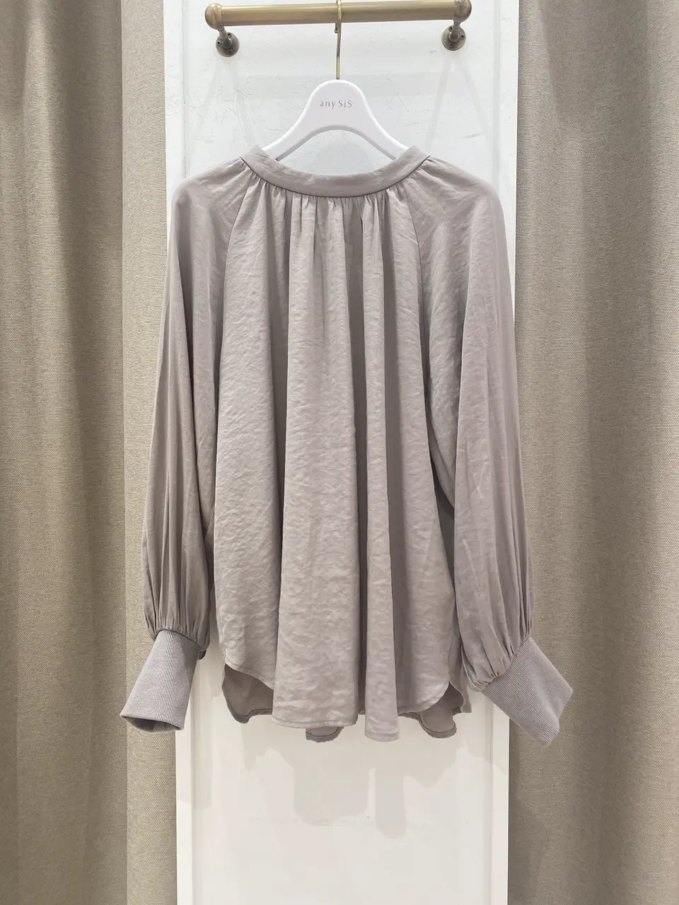 ANY SIS 瀬野 コーディネート画像