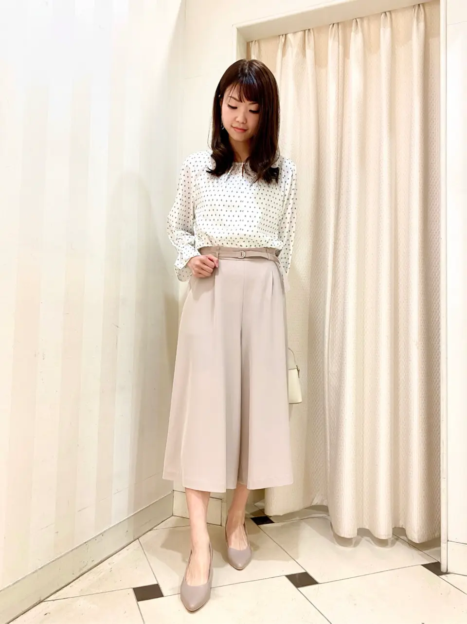 ANY SIS 金井 コーディネート画像