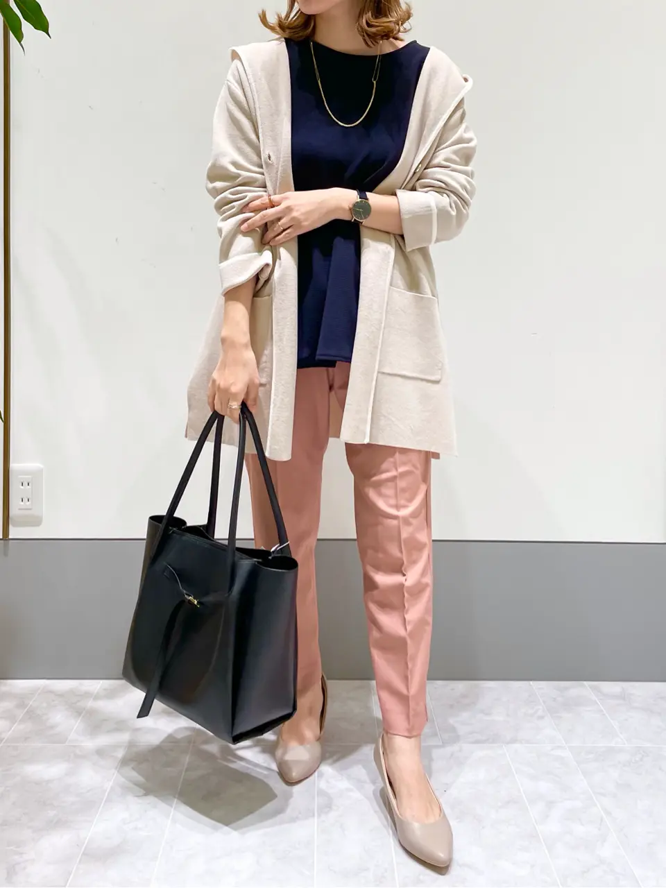 ANY SIS スタッフ コーディネート画像