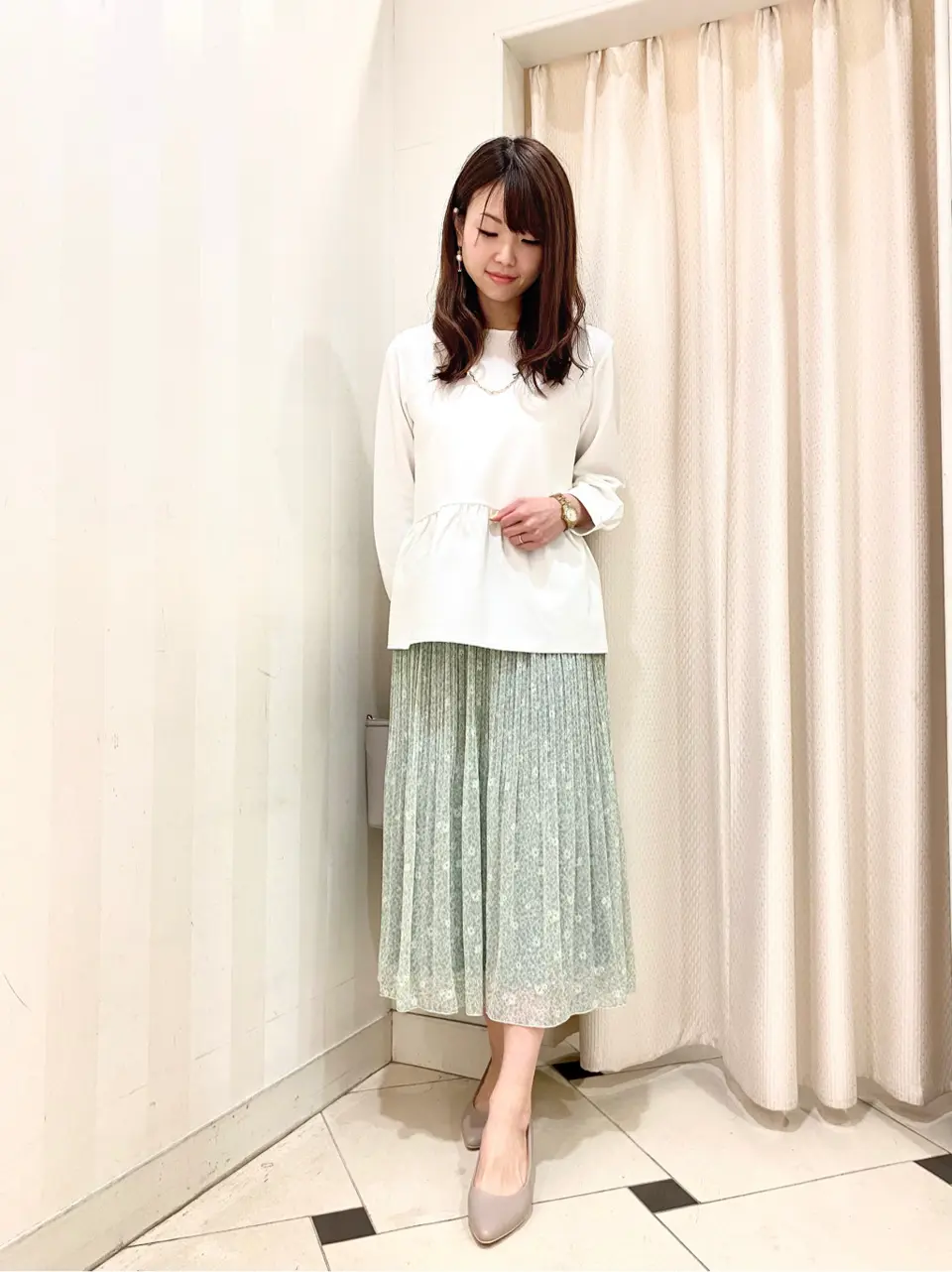 ANY SIS 金井 コーディネート画像