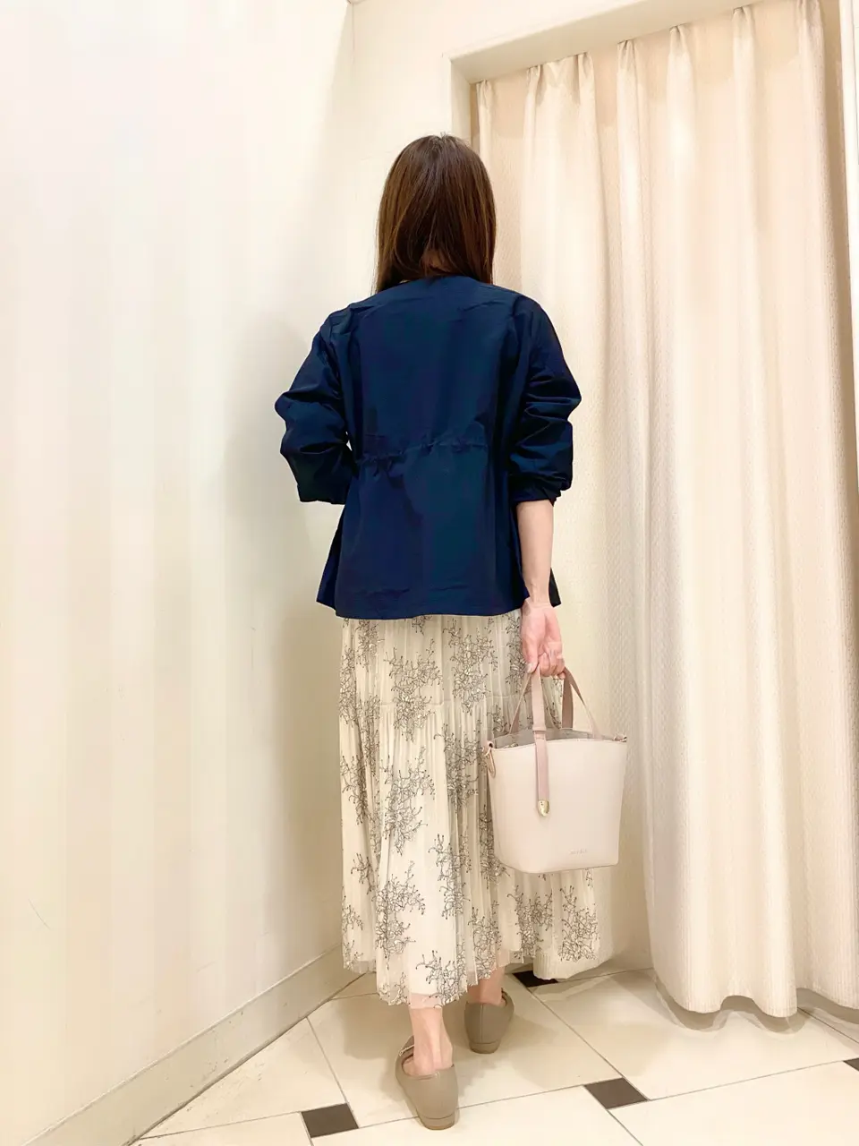 ANY SIS 金井 コーディネート画像