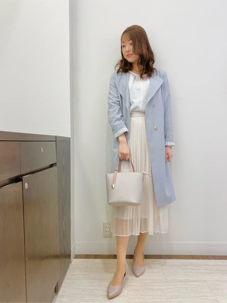 ANY SIS スタッフ コーディネート画像