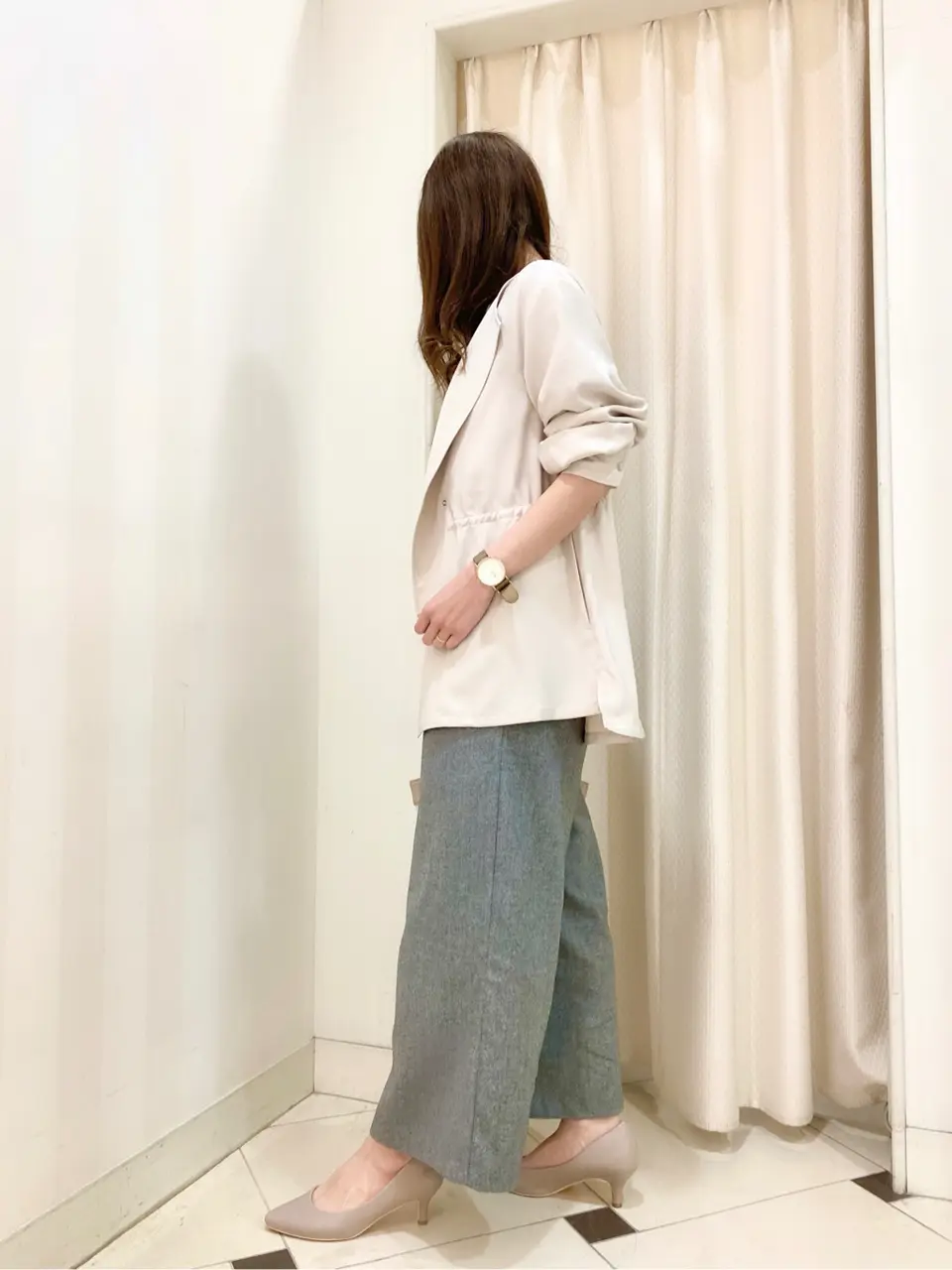 ANY SIS 金井 コーディネート画像