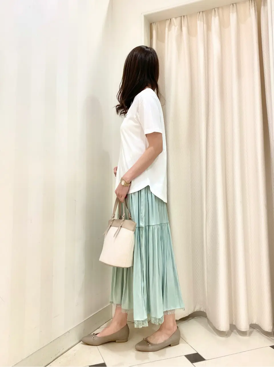 ANY SIS 金井 コーディネート画像