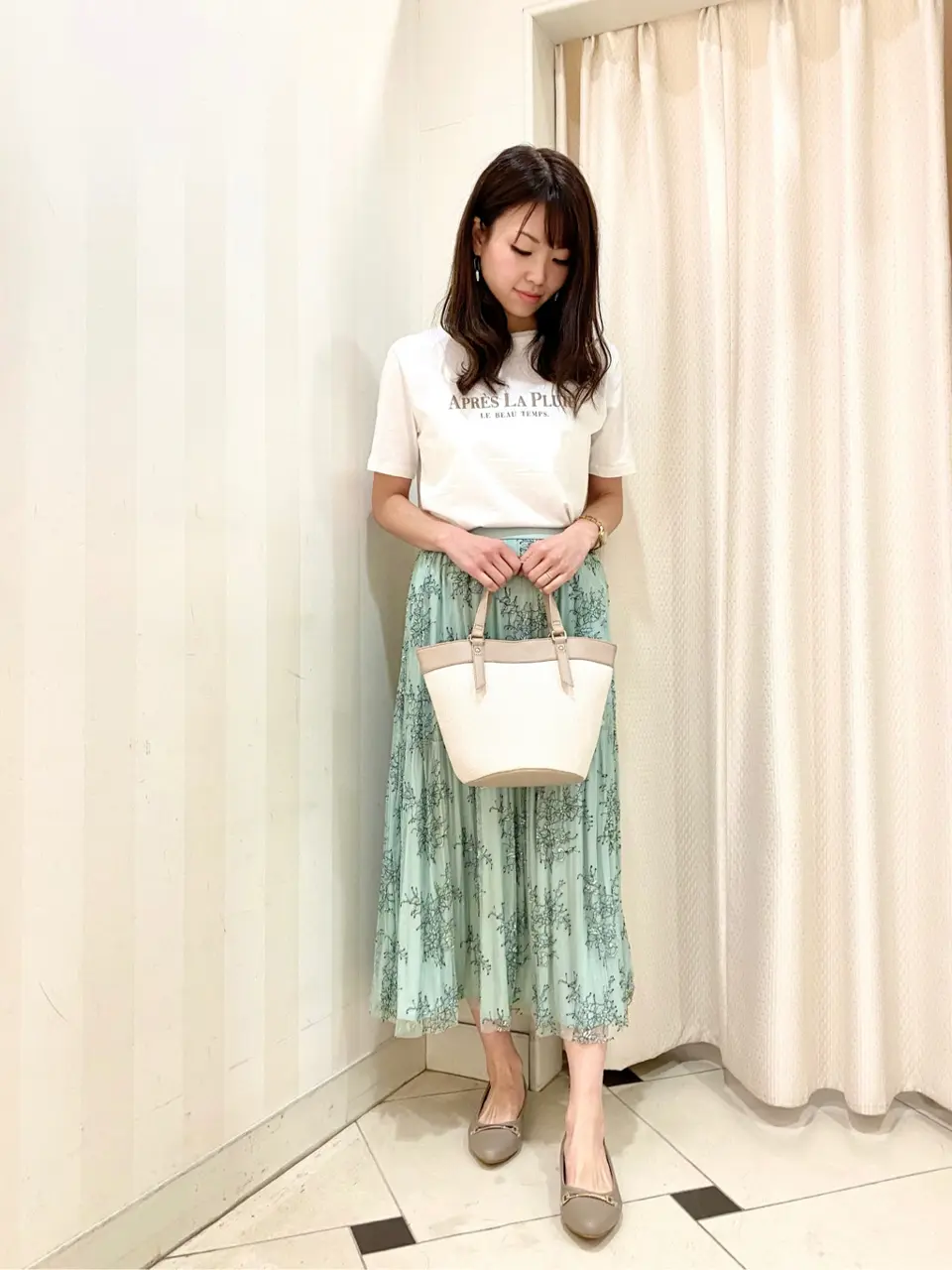 ANY SIS 金井 コーディネート画像