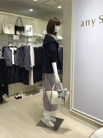 ANY SIS 島崎 コーディネート画像