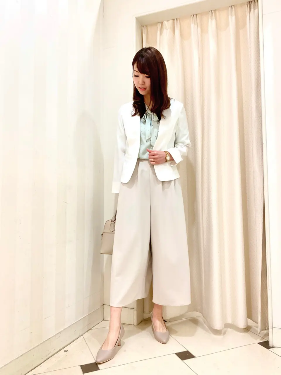 ANY SIS 金井 コーディネート画像