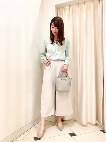 ANY SIS 金井 コーディネート画像