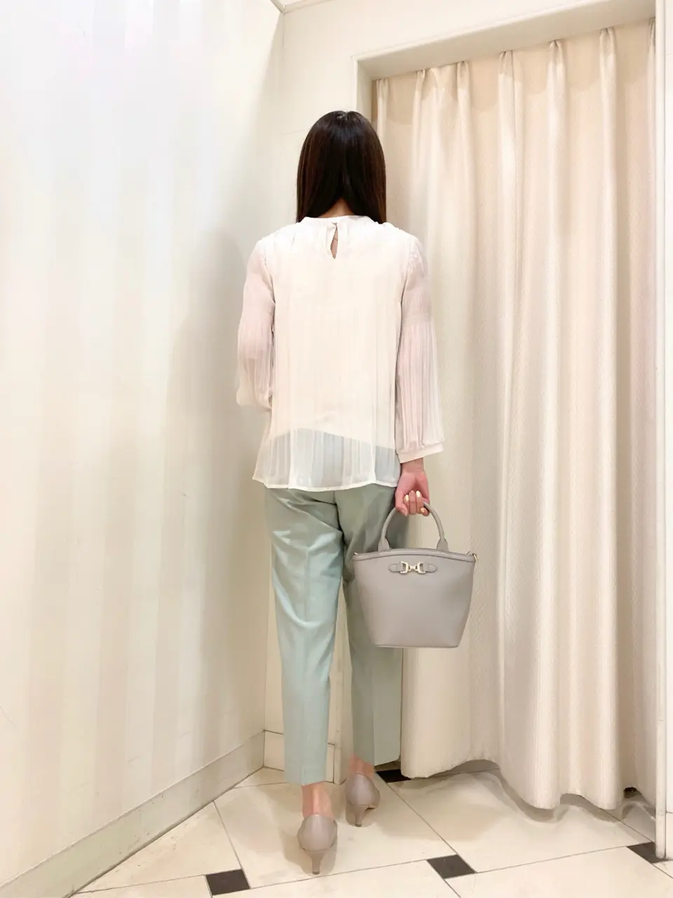 ANY SIS 金井 コーディネート画像