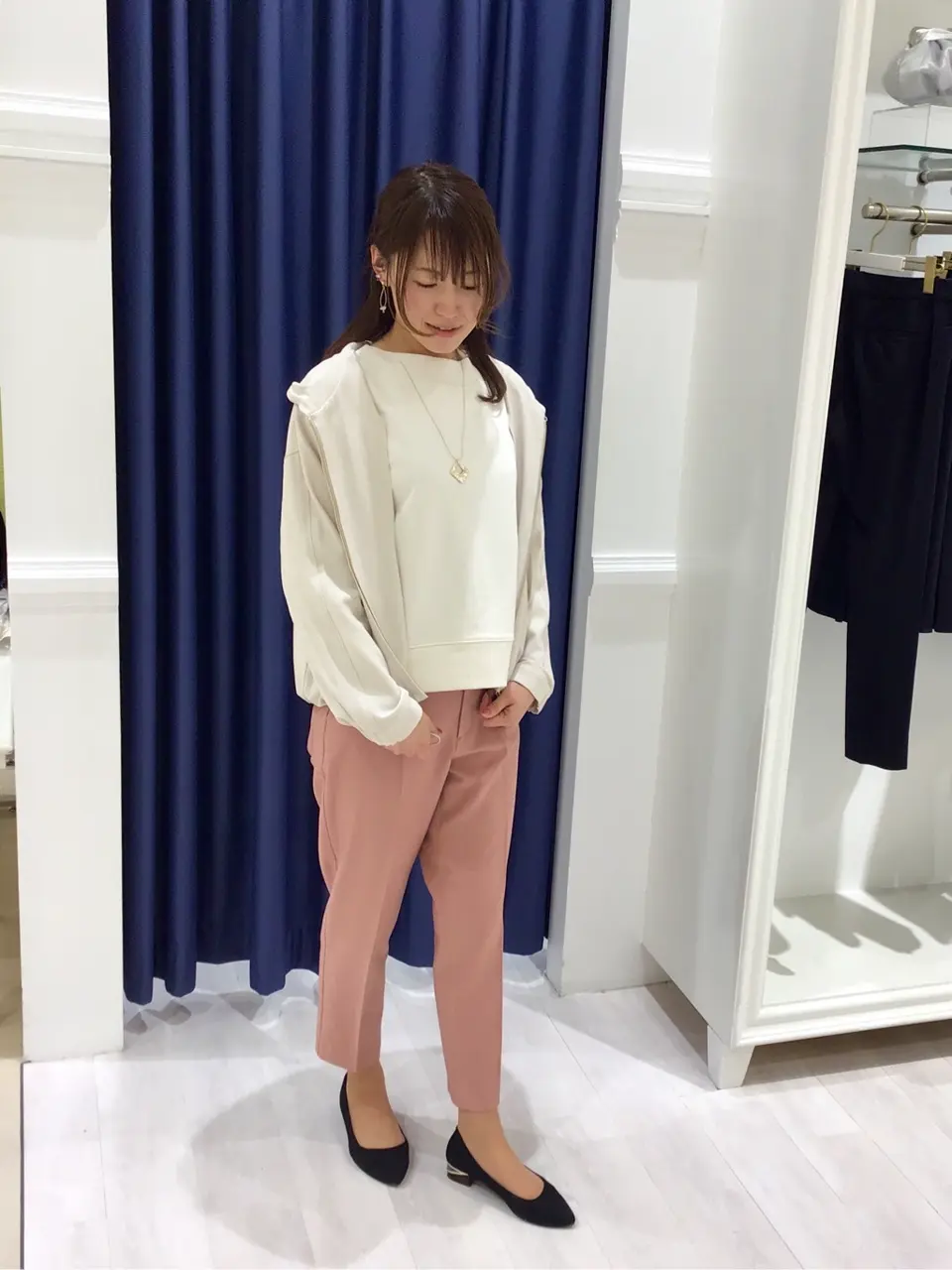 ANY SIS スタッフ コーディネート画像