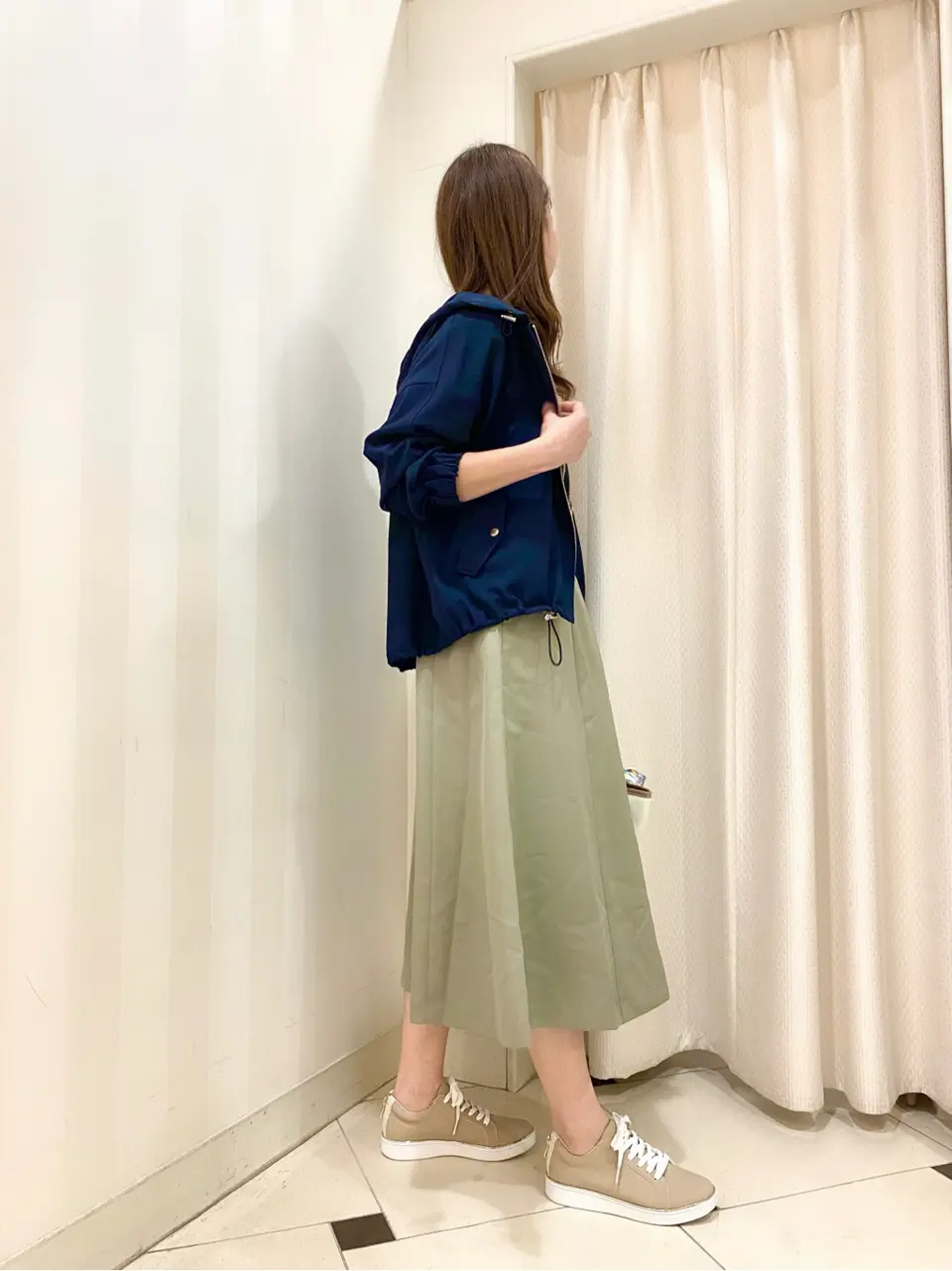 ANY SIS 金井 コーディネート画像