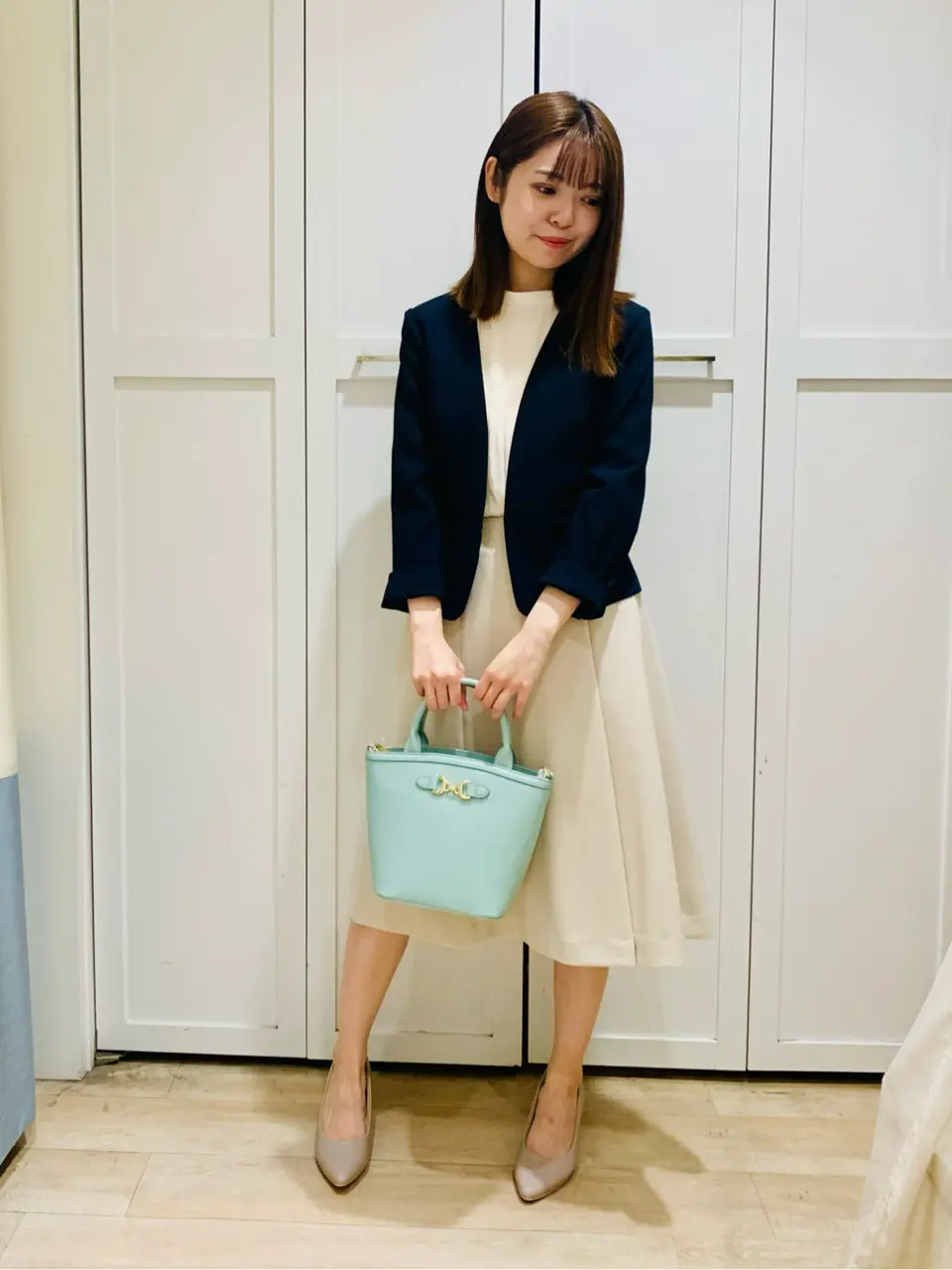 ANY SIS スタッフ コーディネート画像