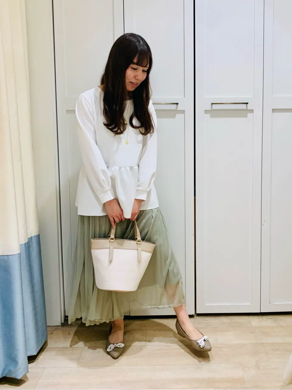 ANY SIS スタッフ コーディネート画像