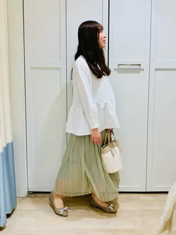 ANY SIS スタッフ コーディネート画像