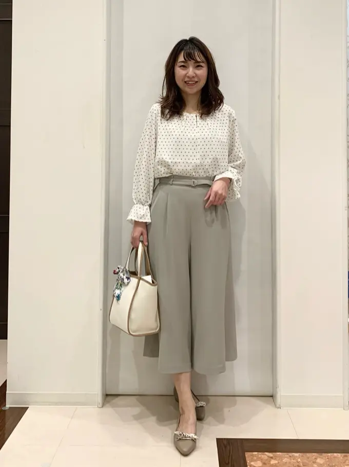 ANY SIS 横田 コーディネート画像