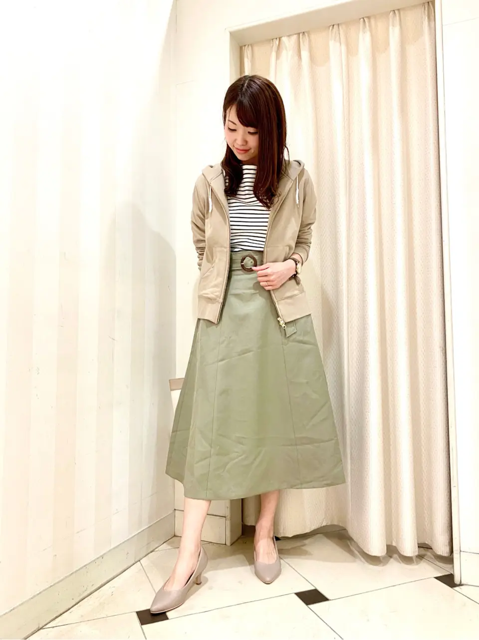 ANY SIS 金井 コーディネート画像