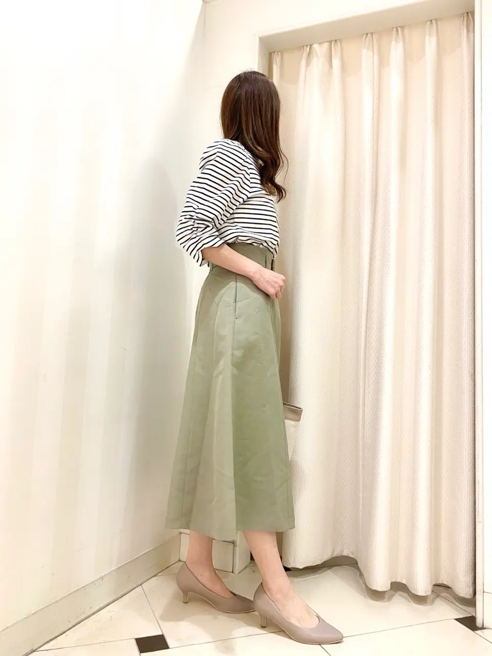 ANY SIS 金井 コーディネート画像