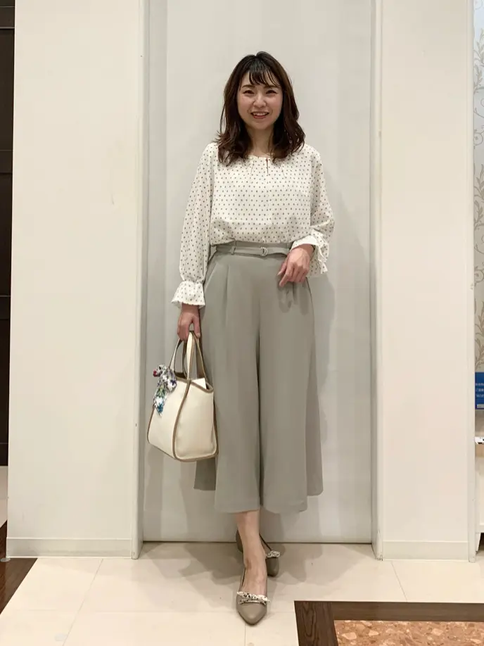 ANY SIS 横田 コーディネート画像