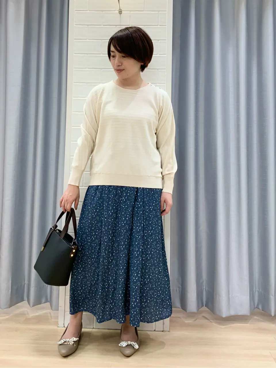 ANY SIS 丸岡 コーディネート画像