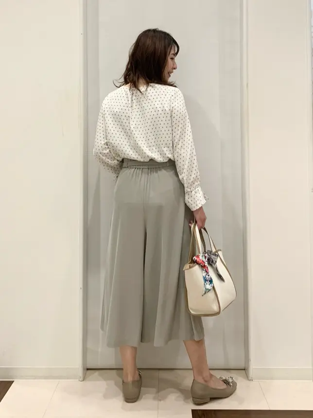 ANY SIS 横田 コーディネート画像