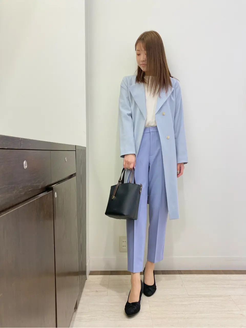 ANY SIS スタッフ コーディネート画像