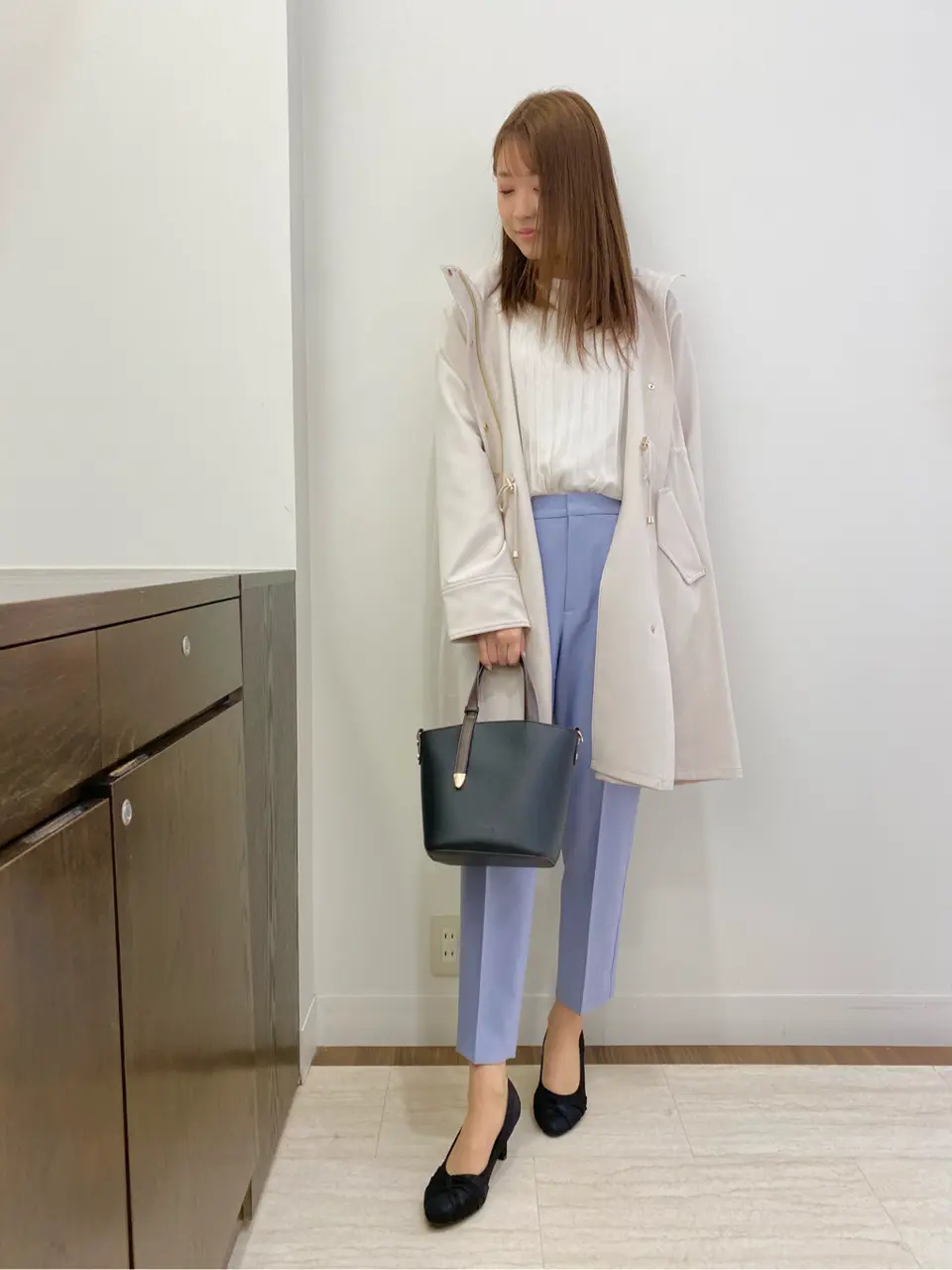 ANY SIS スタッフ コーディネート画像