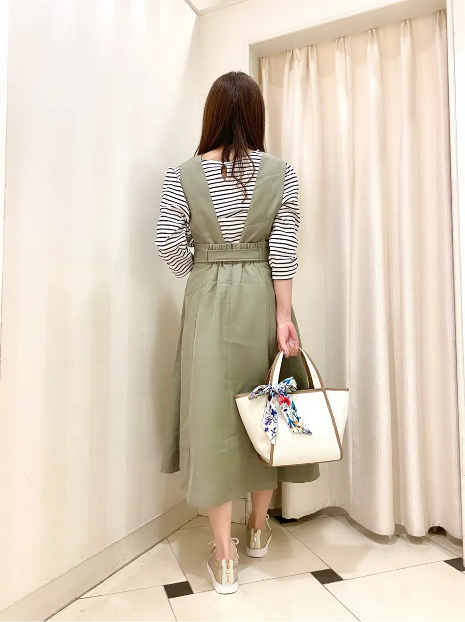 ANY SIS 金井 コーディネート画像