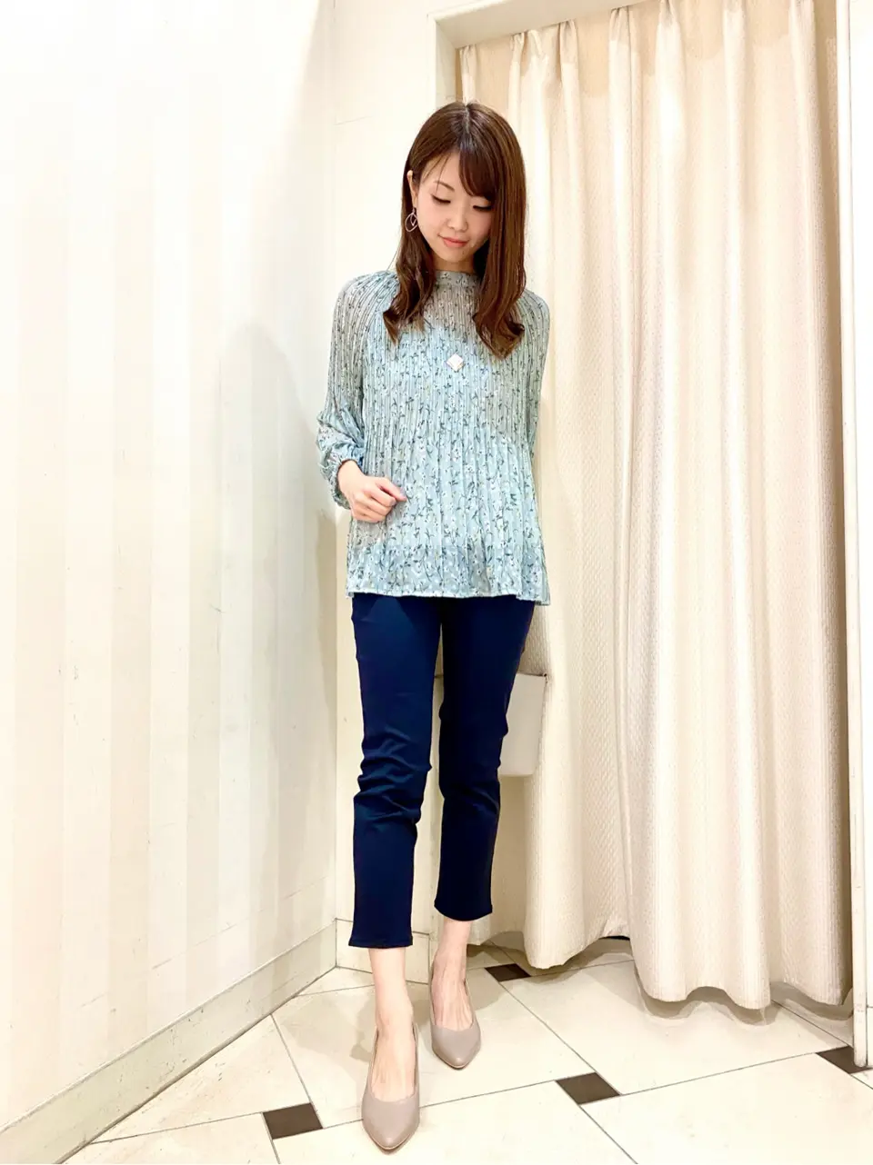 ANY SIS 金井 コーディネート画像