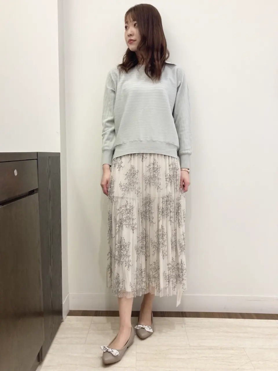 ANY SIS スタッフ コーディネート画像