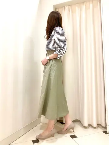 ANY SIS 金井 コーディネート画像