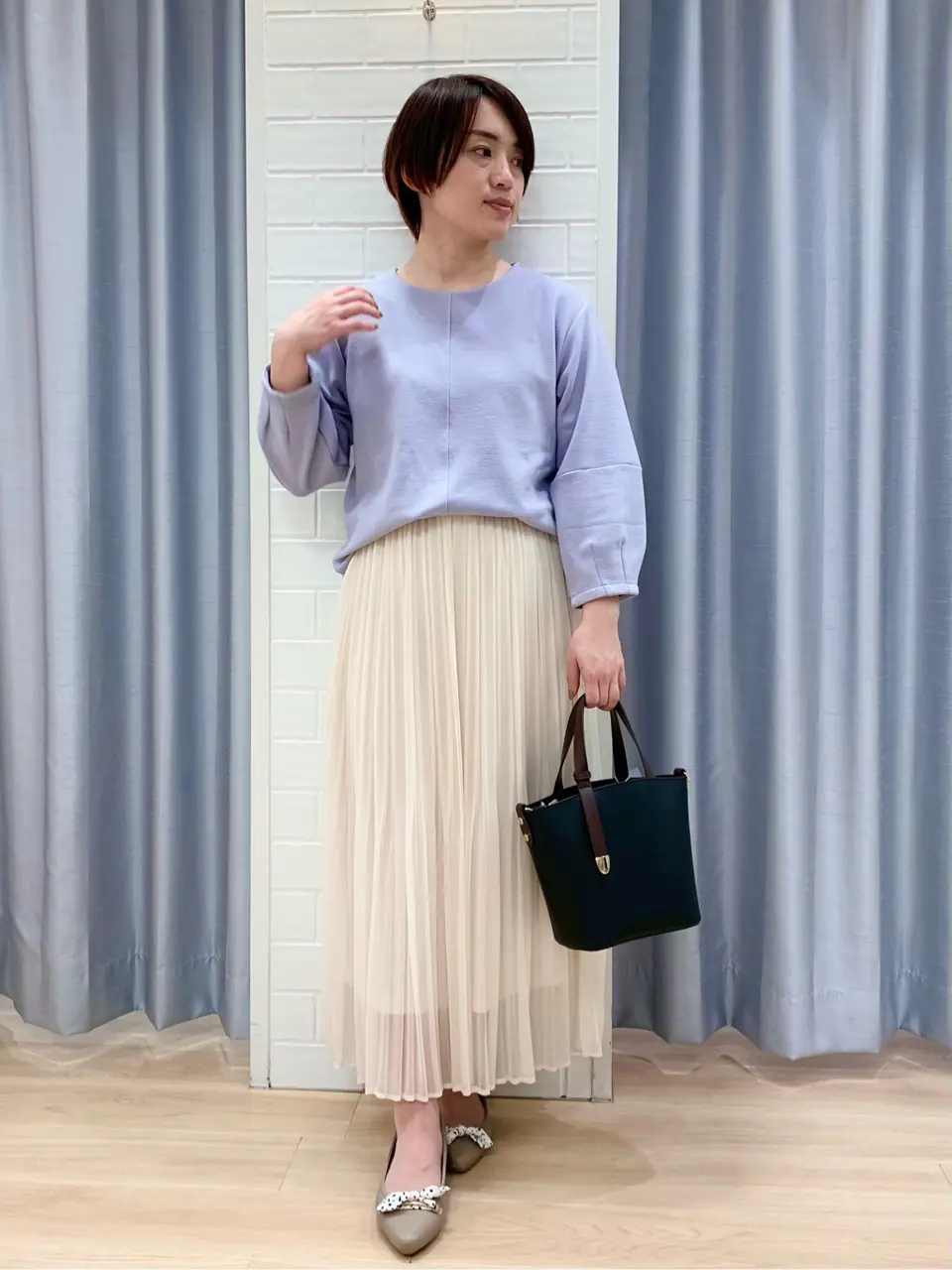 ANY SIS 丸岡 コーディネート画像