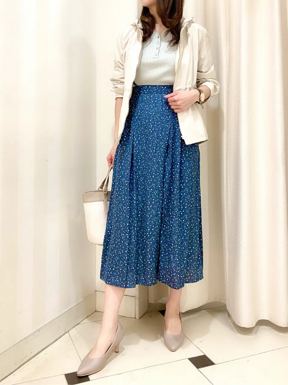 ANY SIS 金井 コーディネート画像