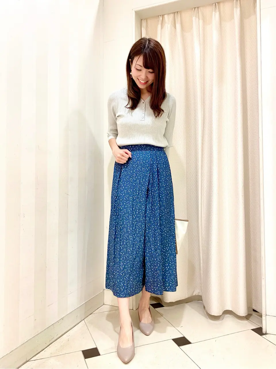 ANY SIS 金井 コーディネート画像