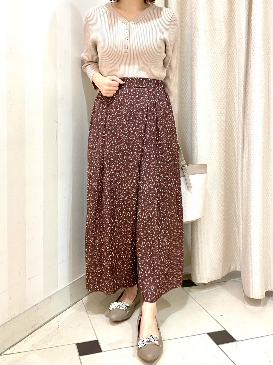 ANY SIS 横尾 コーディネート画像