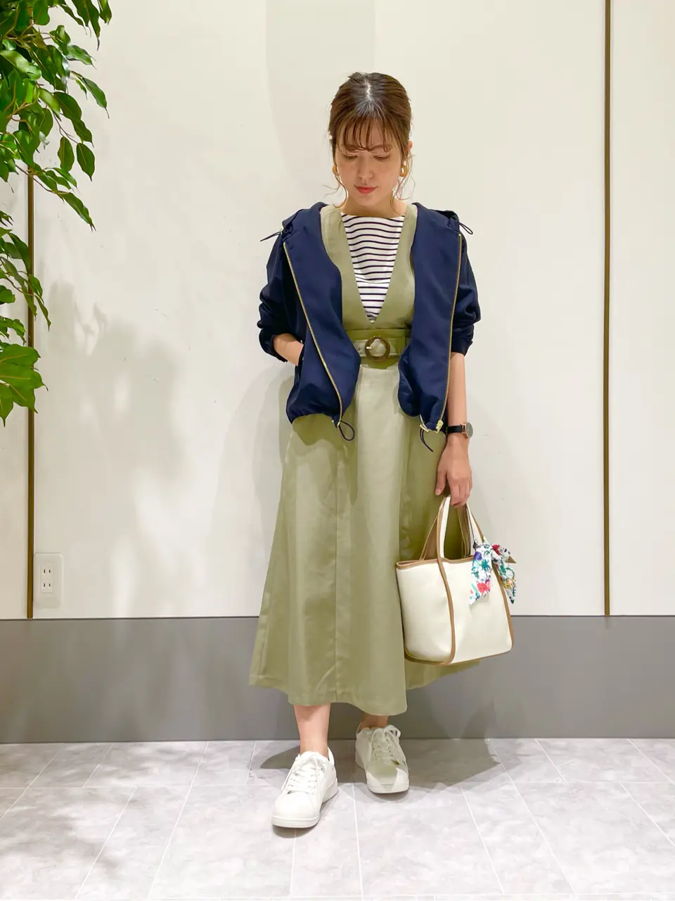 ANY SIS スタッフ コーディネート画像