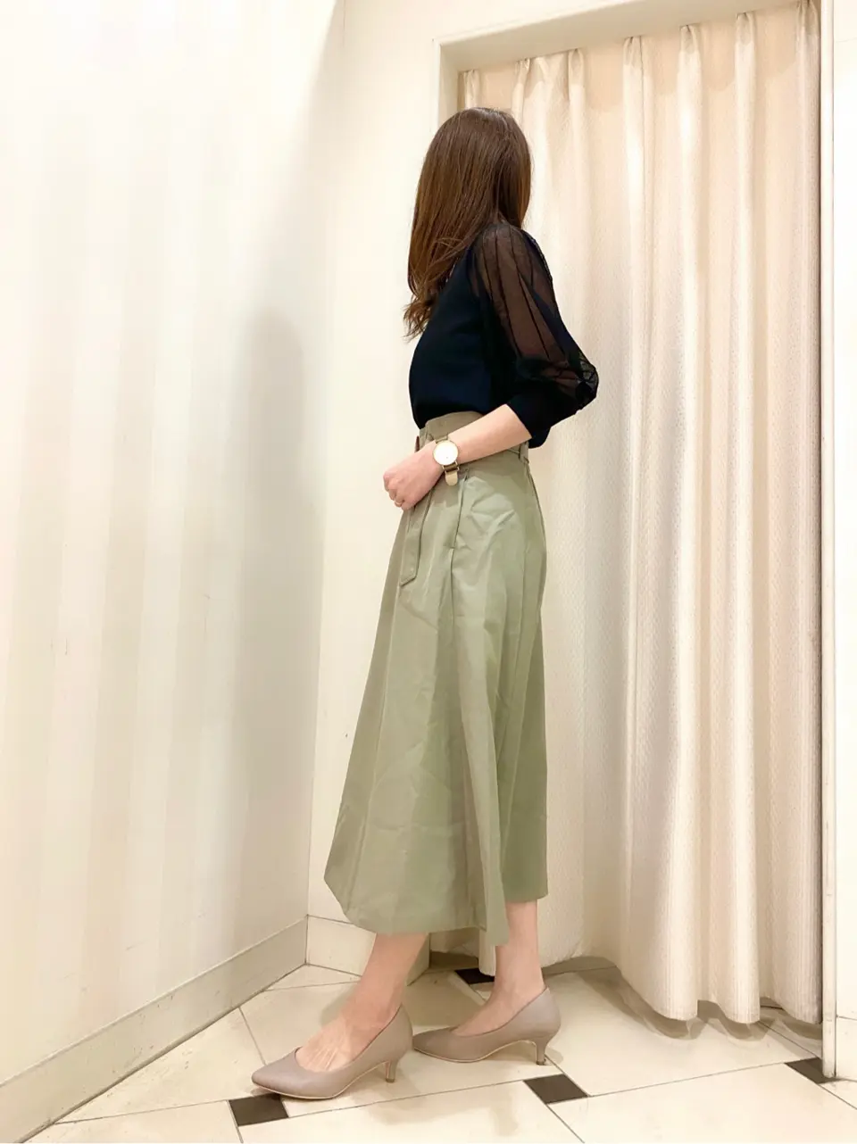 ANY SIS 金井 コーディネート画像