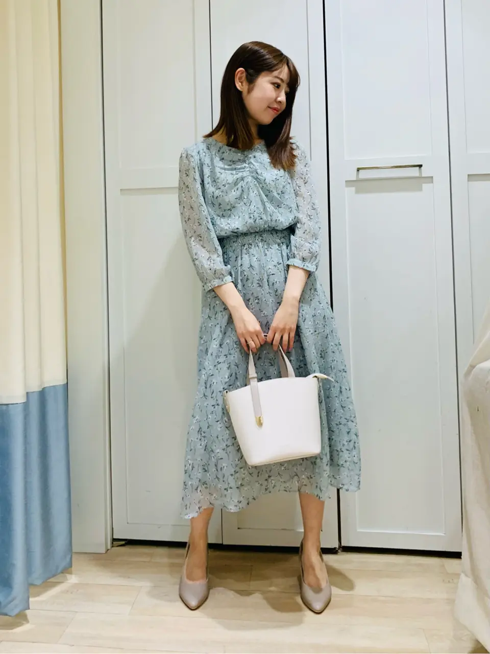 ANY SIS スタッフ コーディネート画像