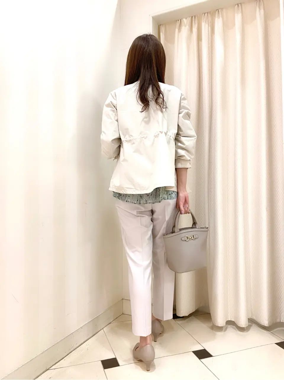 ANY SIS 金井 コーディネート画像